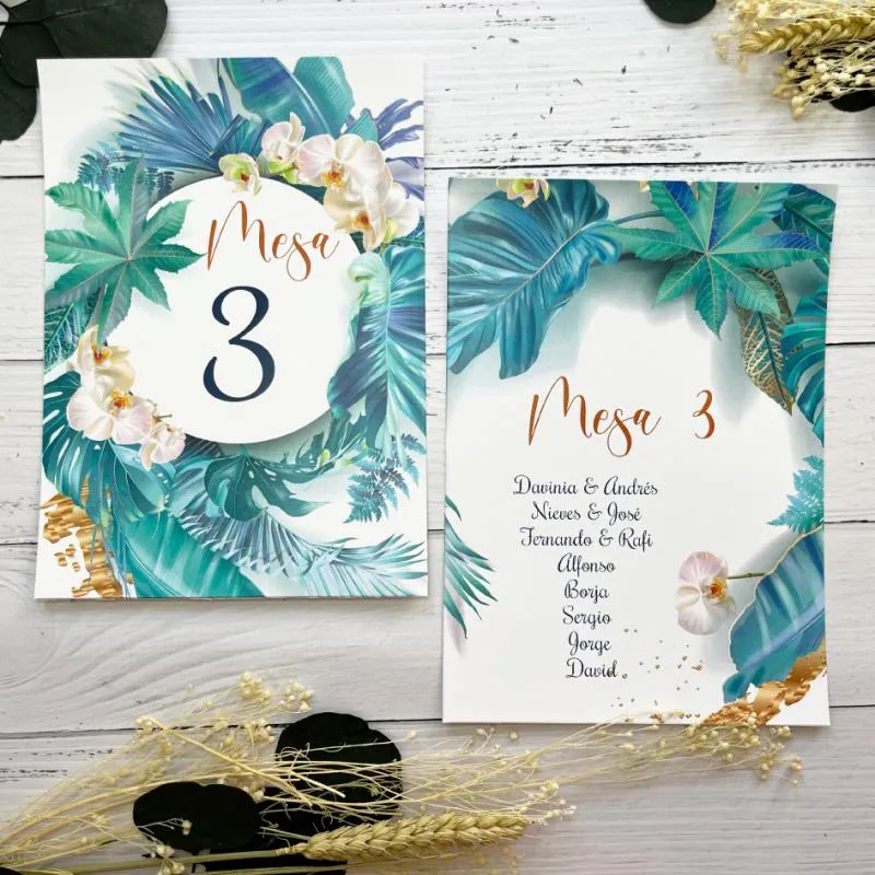 Organizador de mesa floral azul y hecho con amor.