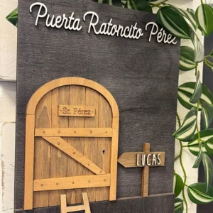 Puerta para el ratoncito pérez con nombre de chico